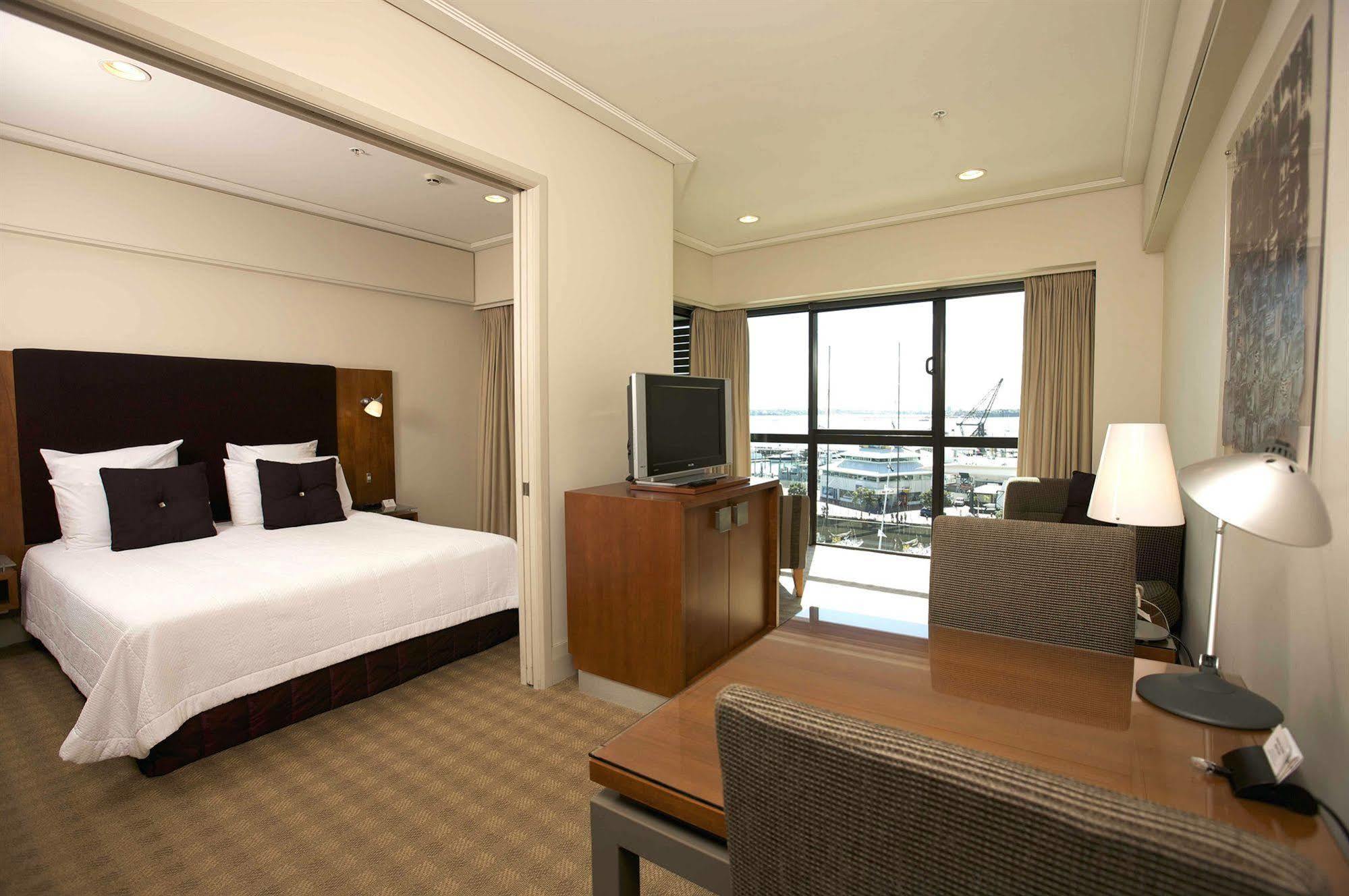 The Sebel Auckland Viaduct Harbour Otel Oda fotoğraf